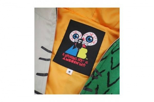 A BATHING APEのコラボ