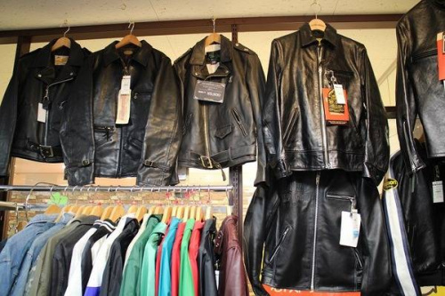 トレジャーファクトリーの古着