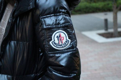 ダウンジャケットのブランド古着