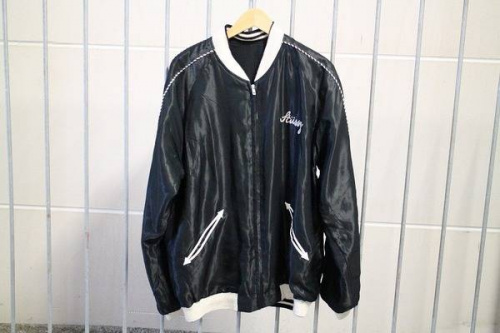 スカジャンのコラボ