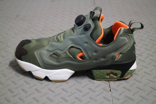 スニーカーの川崎