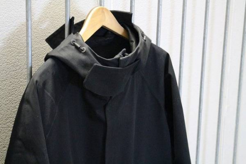 メンズのトップス