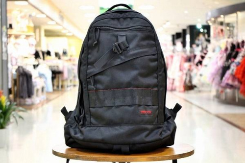 BRIEFINGのデイパック