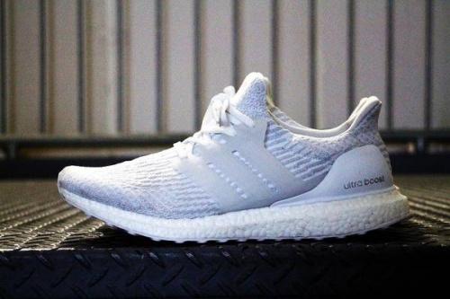 adidasのスニーカー