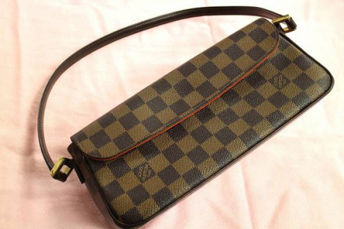 LOUIS VUITTONのヴィトン