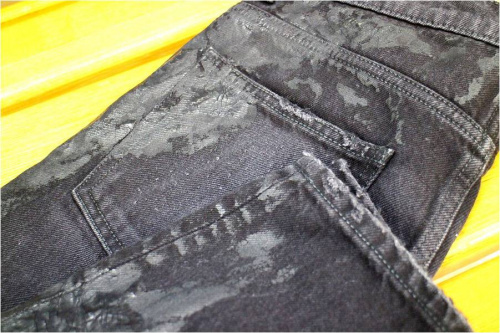 ネイビーの川崎