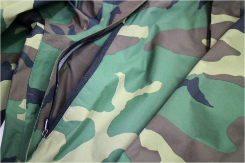 SUPREMEのラゾーナ川崎