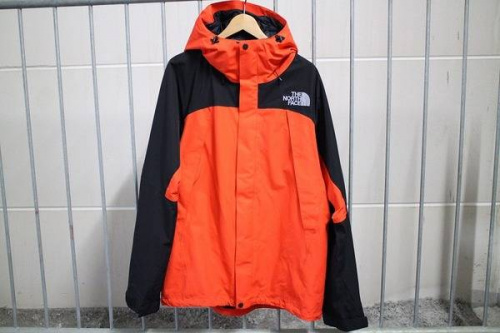 ラゾーナ川崎のアウトドア