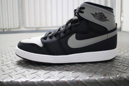 スニーカーのjordan 1