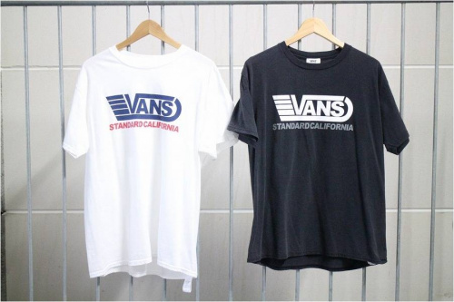 STANDARD CALIFORNIAのTシャツ