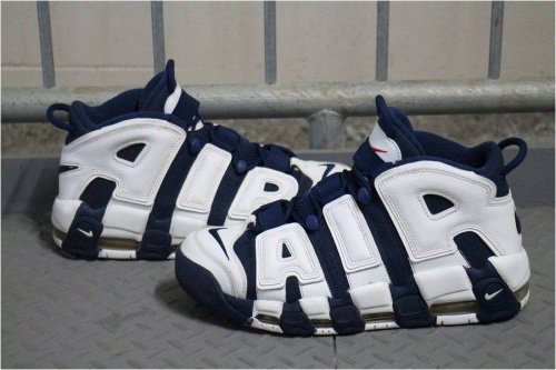 スニーカーの川崎