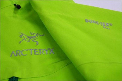 ARC’TERYXのマウンテンパーカー