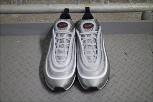 エアマックスのスニーカー