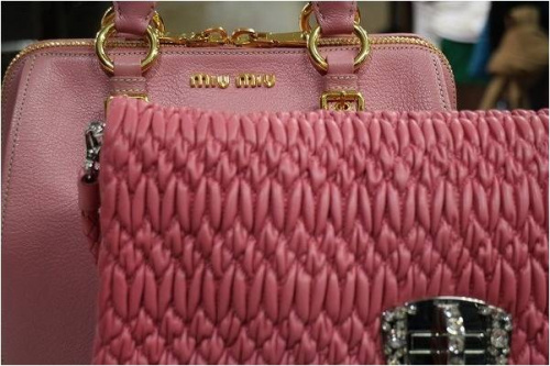 MIU MIUのPRADA