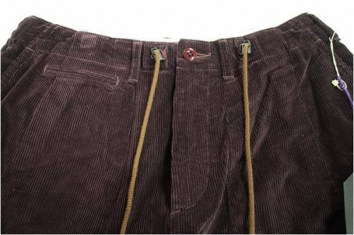 ヒザデルパンツのネペンテス
