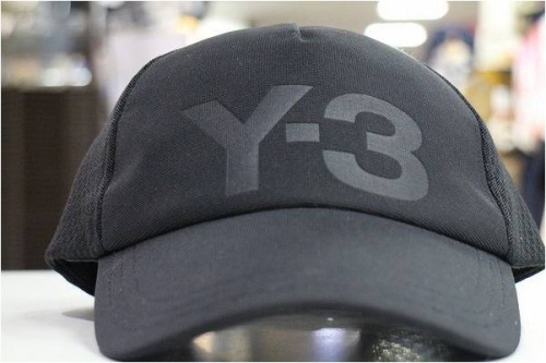 adidasのYohji Yamamoto