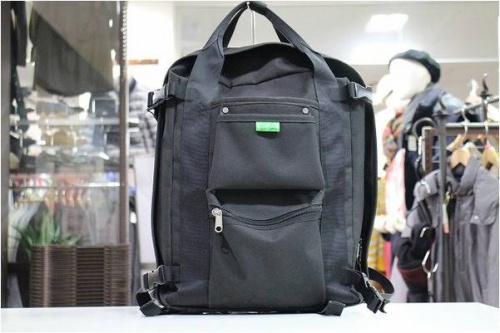 ポーターのバックパック