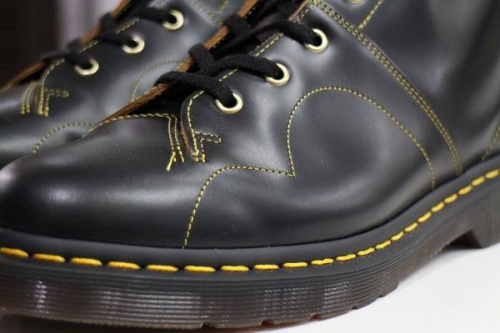 ドクターマーチンのチャーチ