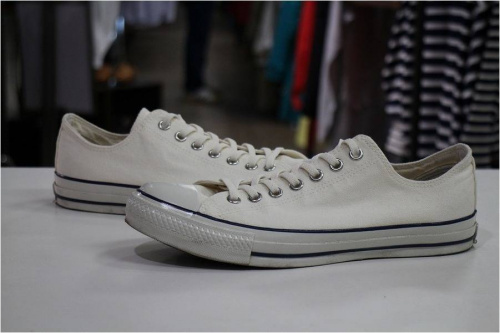 CONVERSEのコンバース