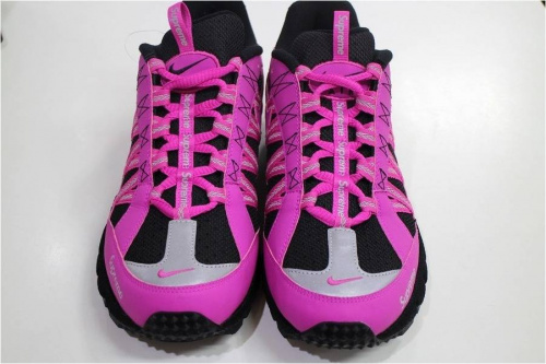 NIKE¤Î¥³¥é¥Ü