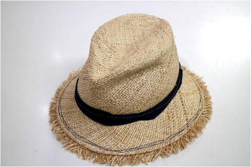 ヘレンカミンスキーのラフィアハット