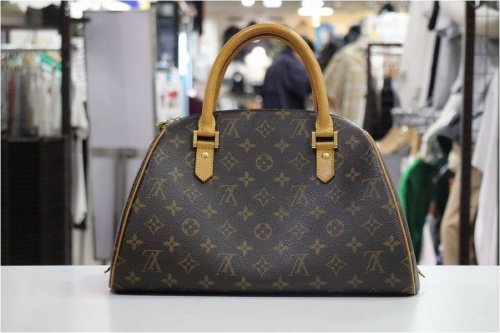 買取入荷のルイヴィトン