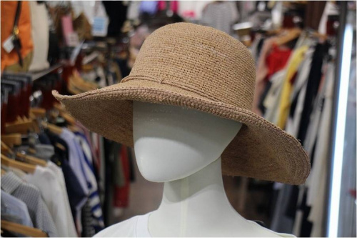 買取入荷のヘレンカミンスキー