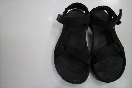 アウトドアブランドのTEVA　テバ