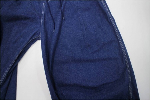 needlesのヒザデルパンツ