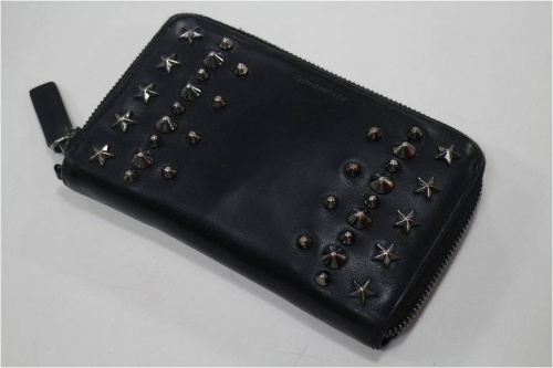 買取入荷のジバンシー