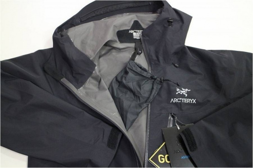 アークテリクスのマウンテンパーカー