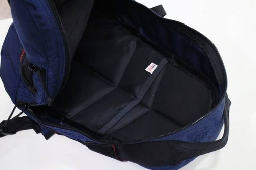 ブリーフィングのバックパック