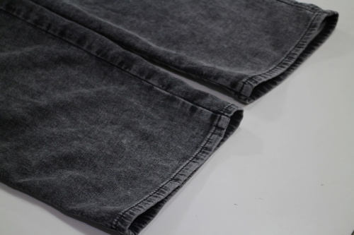 ジョグパンツのラゾーナ川崎