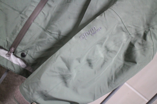 マウンテンパーカ