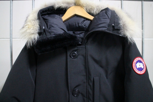CANADA GOOSE(カナダグース)のダウンジャケット