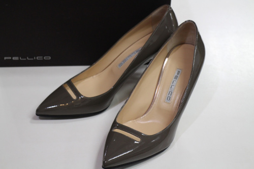 キャリアファッションの買取入荷