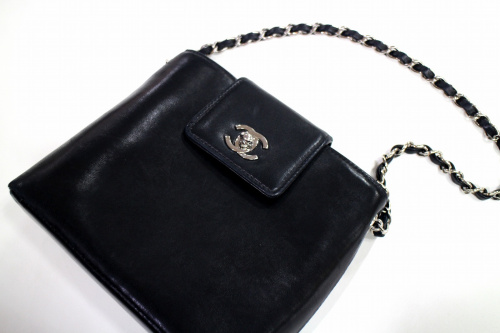 ラグジュアリーブランドのCHANEL（シャネル）