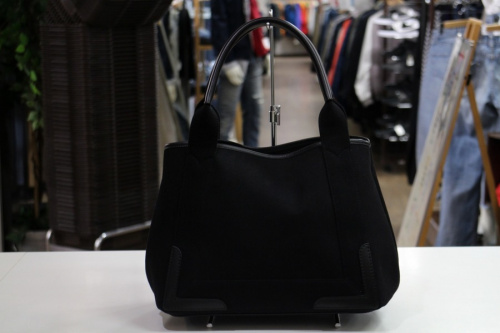 バレンシアガのブランドバッグ