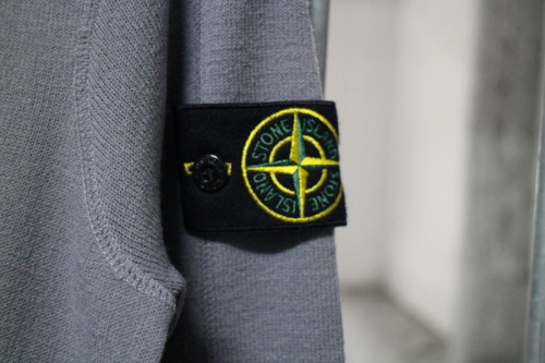 インポートブランドのSTONE ISLAND