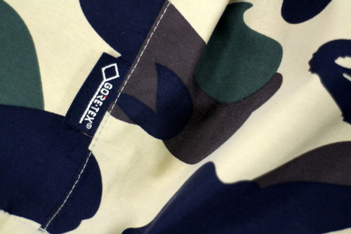 ゴアテックスマウンテンンパーカーのメンズ