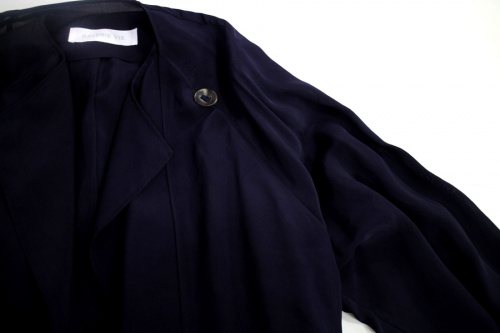 ギャルリー ヴィーのトレンチコート