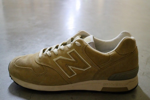 ニューバランス