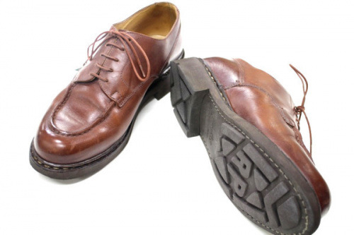 ドレスシューズのPARABOOT