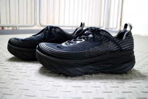 ホカ オネオネのBONDI6