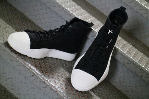 ドメスティックブランドのY-3