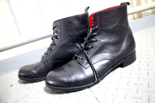 ナチュラルブランドのHUMAN WOMAN×anAcorn×chausser