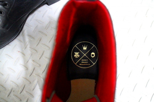 ヒューマンウーマンのみちくさブーツ