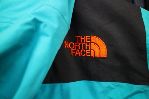 ノースフェイス×ビームスのExpedition Light Parka