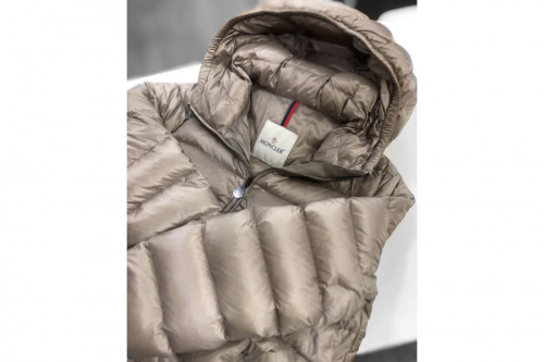 ダウンジャケットのレディース