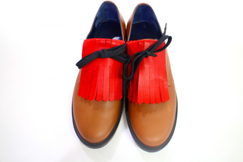 マルニのタッセルシューズ